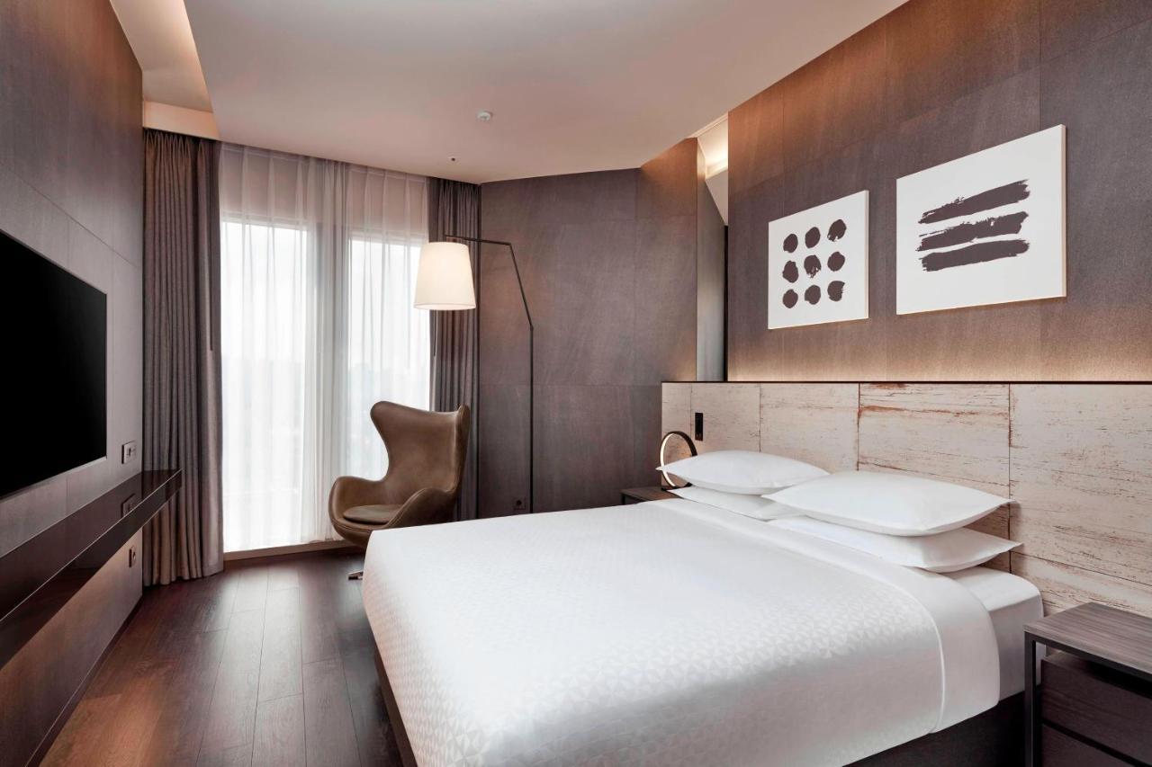 Four Points By Sheraton Seoul Gangnam Экстерьер фото